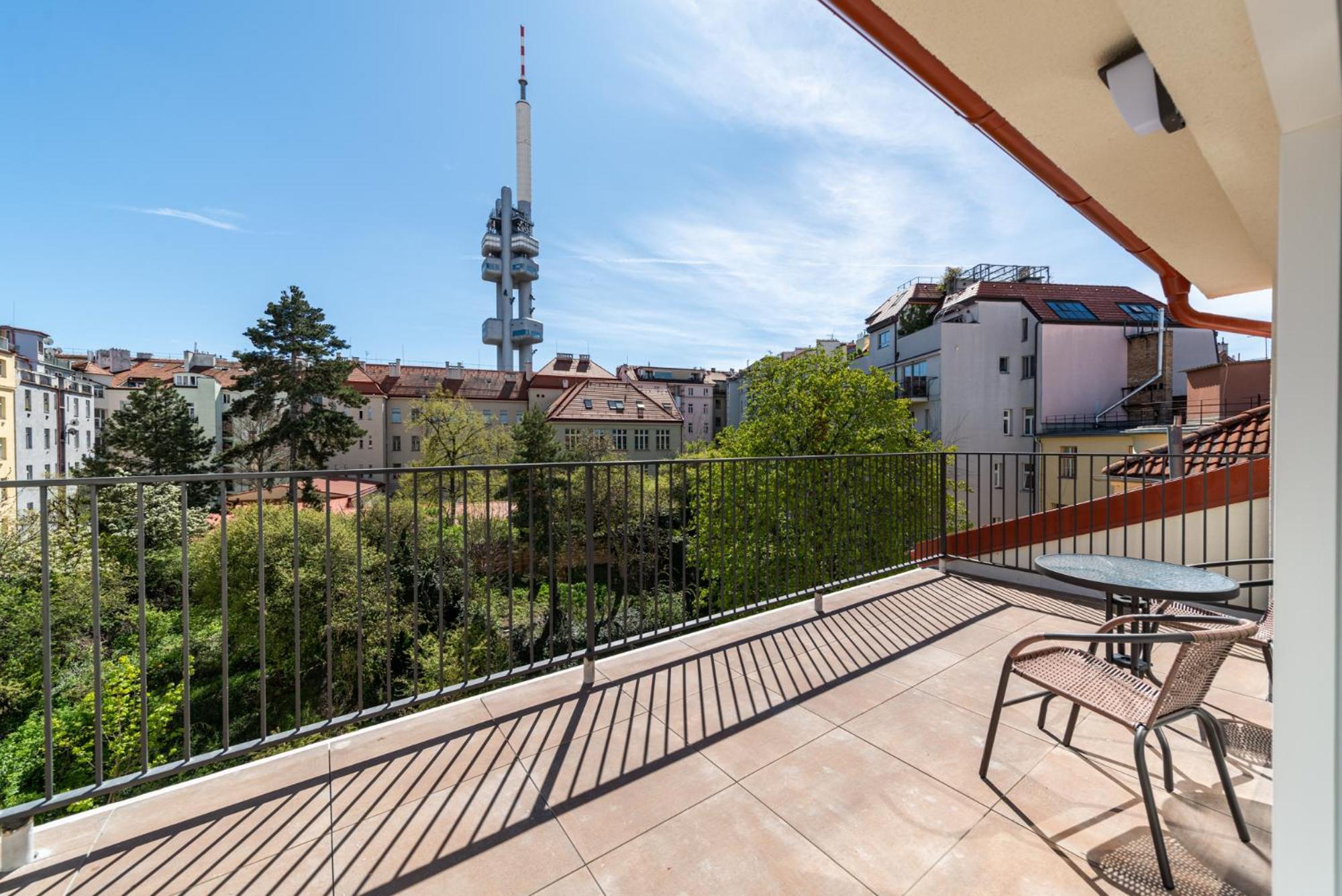 פראג Apartments Borivojova 63 מראה חיצוני תמונה